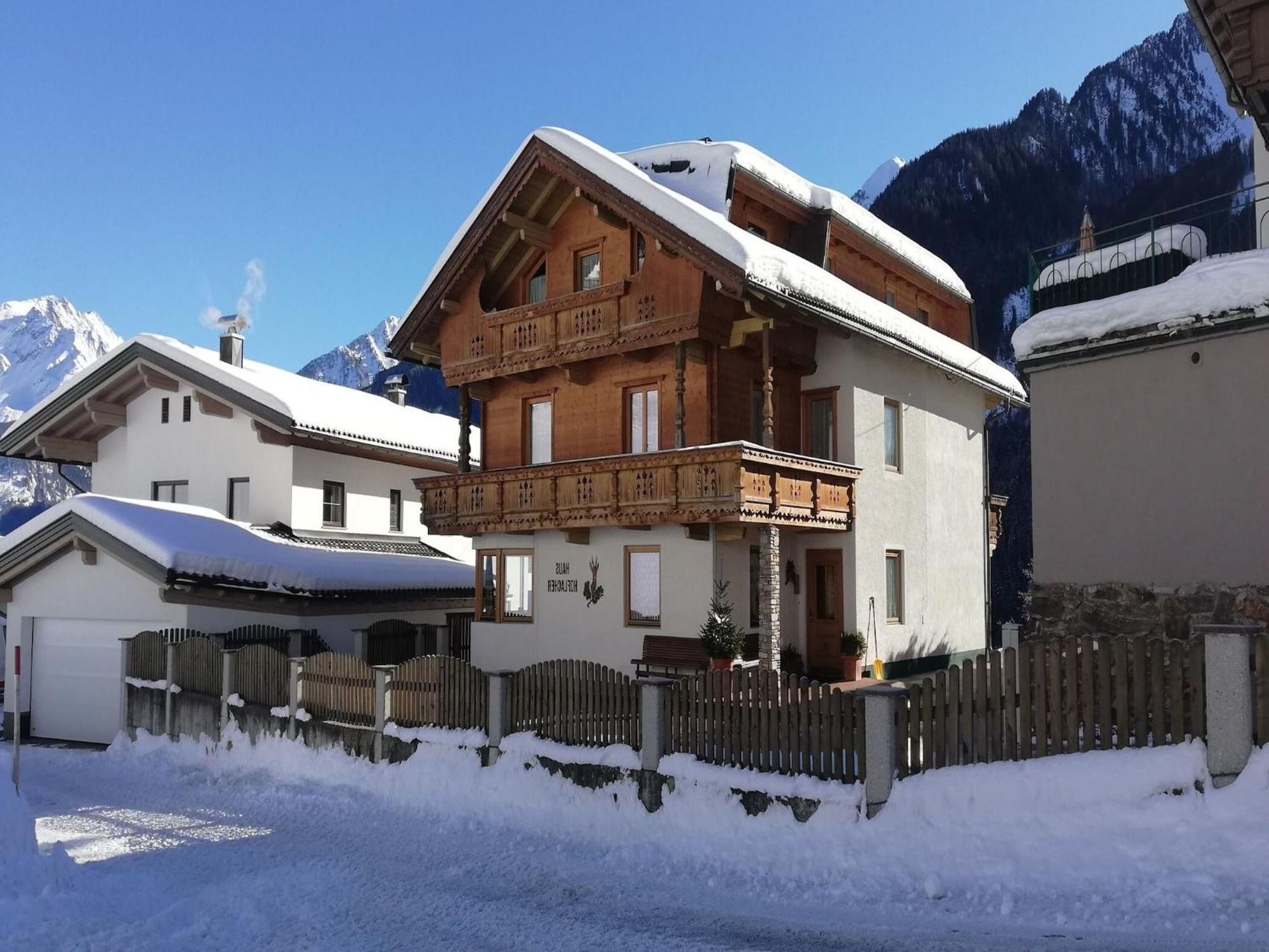 Apartment In Mayrhofen In The Mountains Экстерьер фото